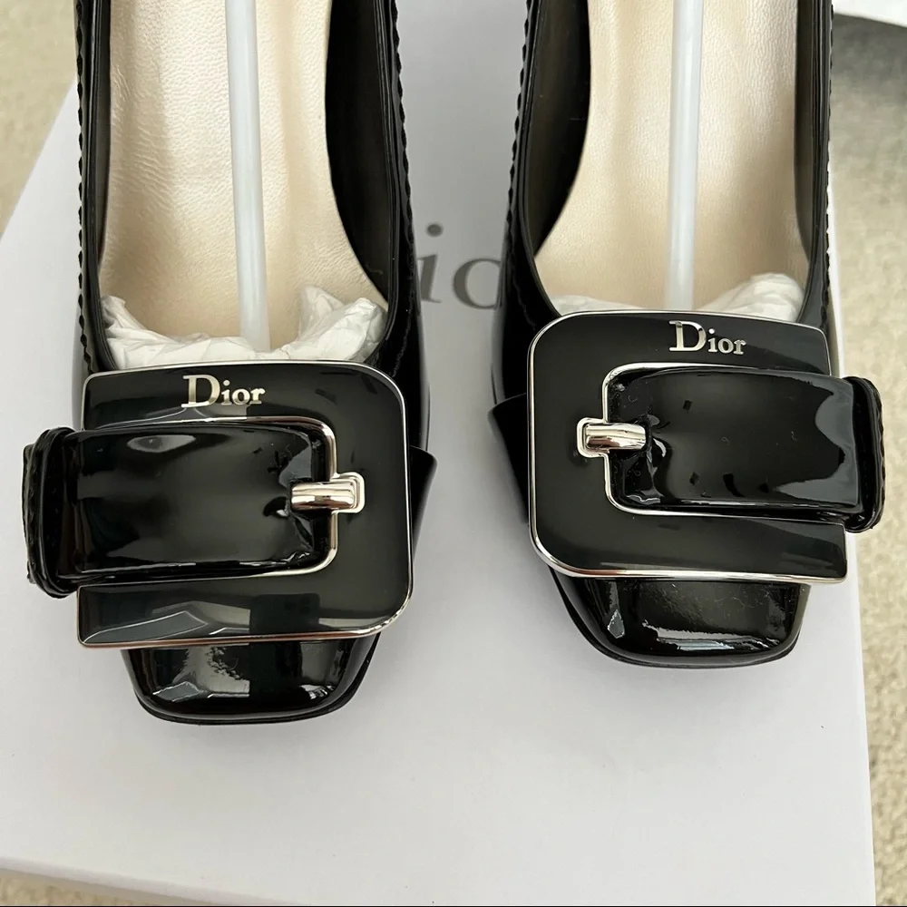 DIOR Buckle Black Patent Heels - Picture 2 of 8